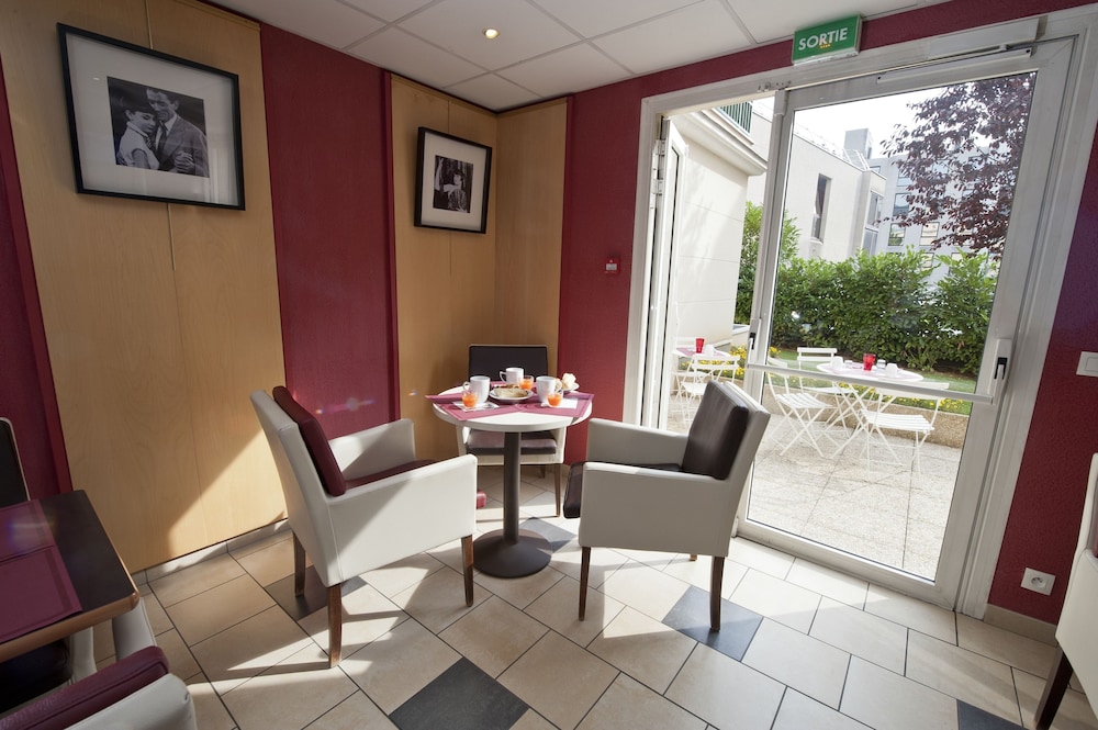 Cerise Paris Chatou 37/50