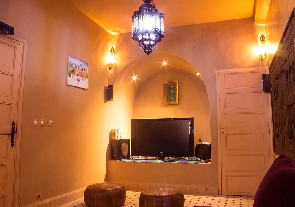Riad Anma 5/50