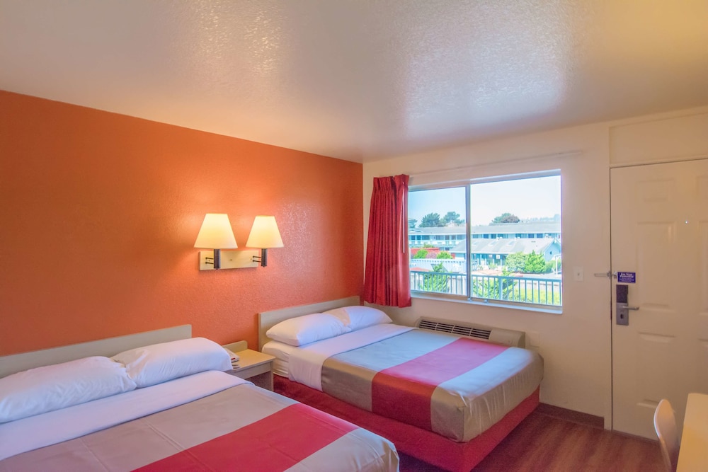 Motel6 Arcata, CA – Cal Poly Humboldt 16/60