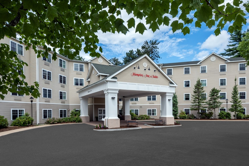 Hampton Inn & Suites North Conway 38/39