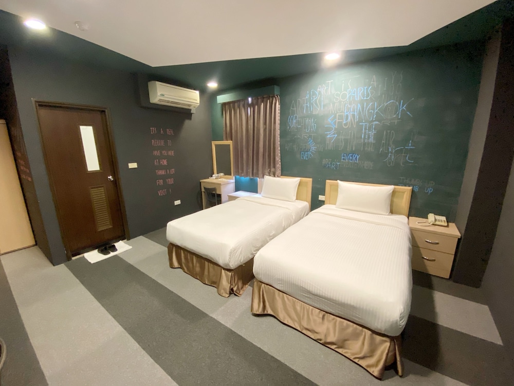 Js Hotel 38/57