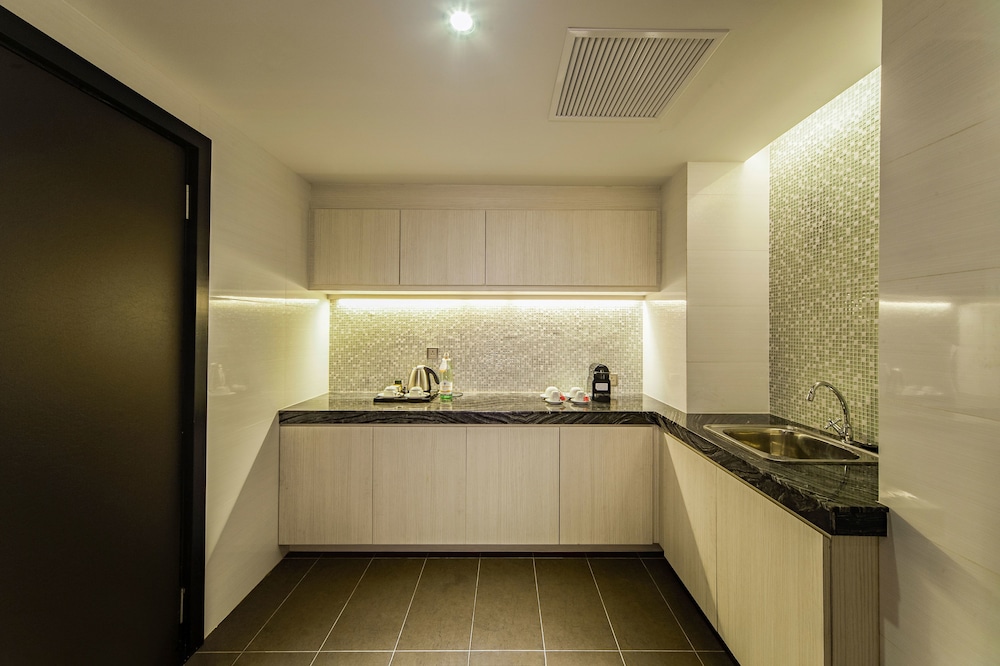 Promenade Hotel Kota Kinabalu 16/67