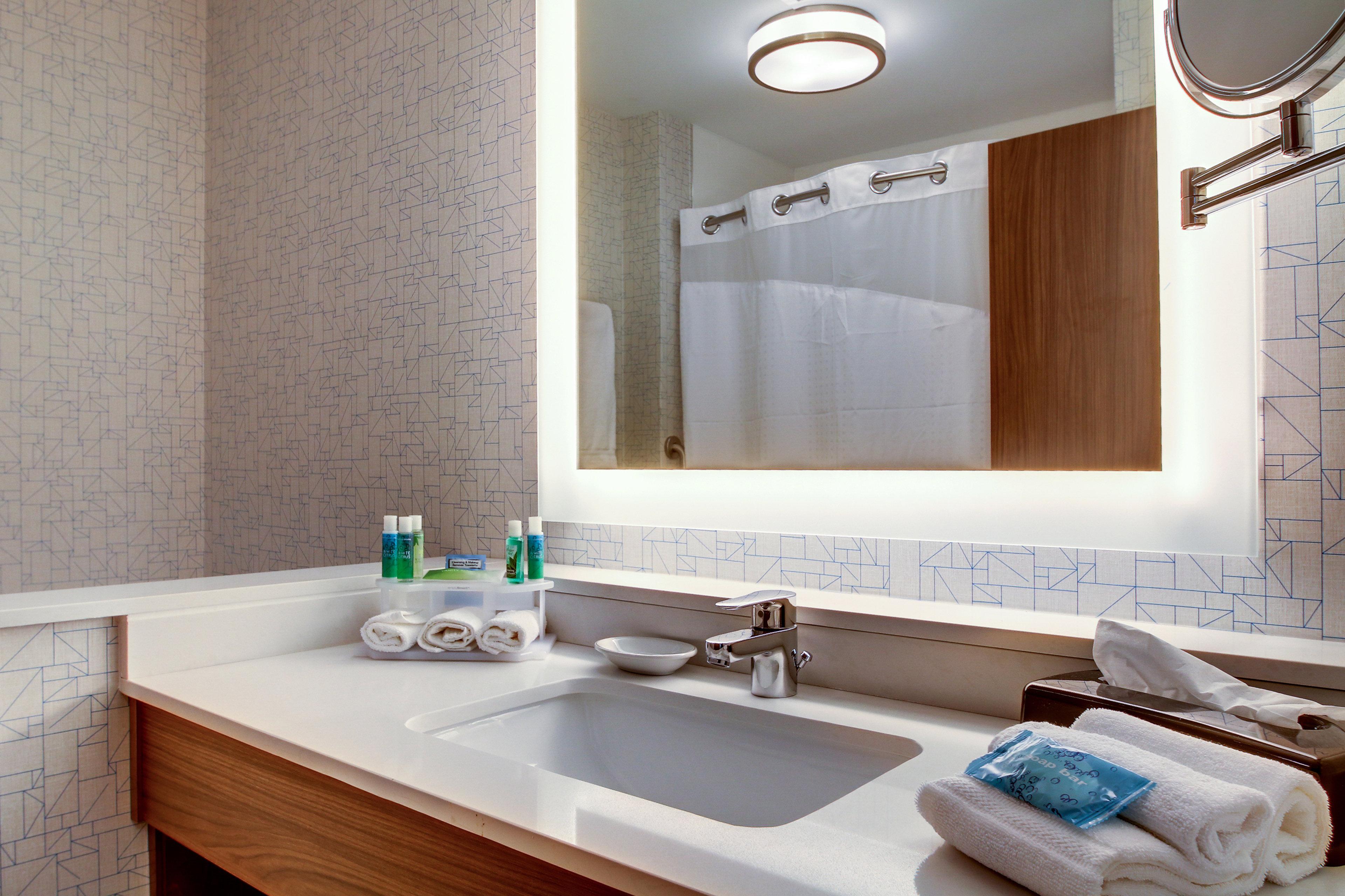 جناح بسرير كينج بغرفة نوم واحدة، Holiday Inn Express & Suites GALESBURG 2/3