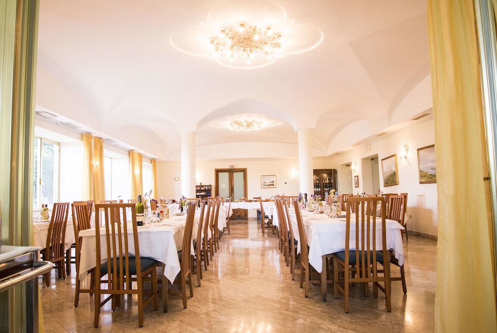 HOTEL INTERNAZIONALE 39/50