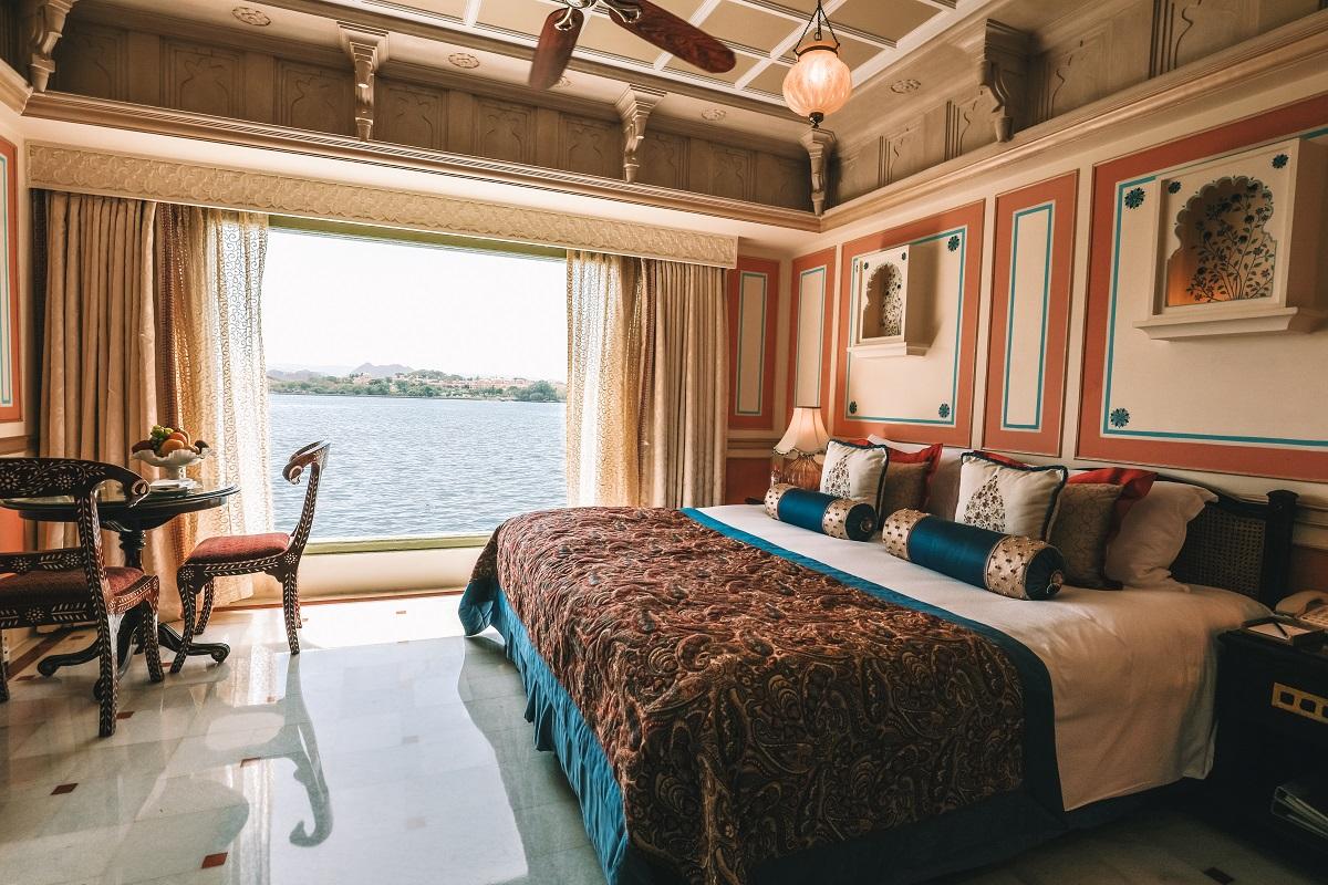 1 Bedroom, Historical, Suite, King Bed, Lake View