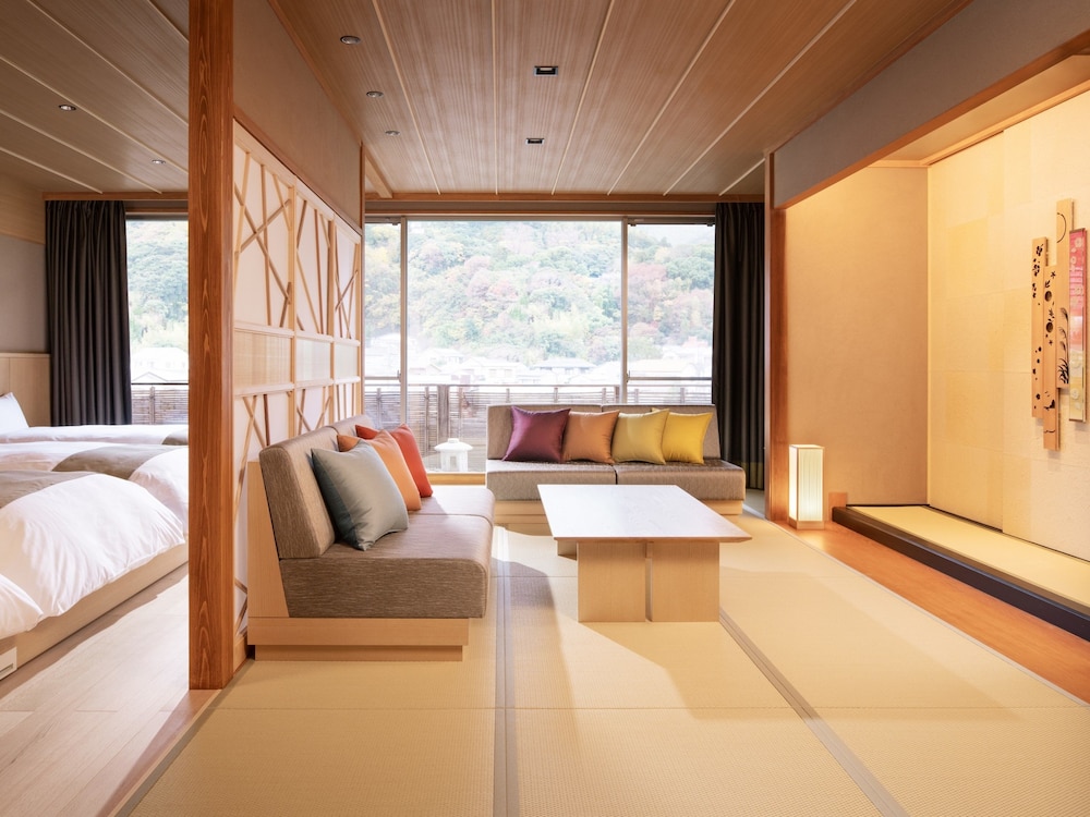 Hoshino Resorts Kai Ito 11/41