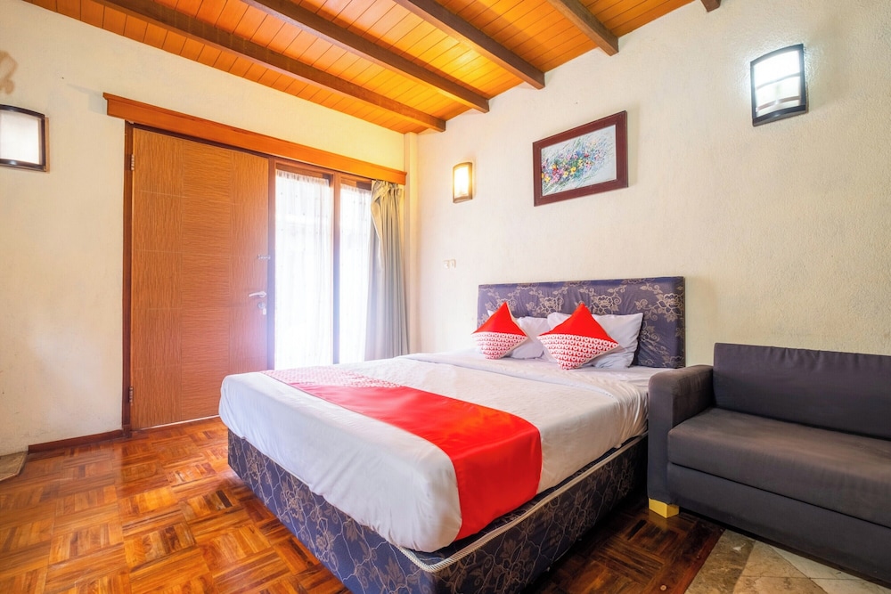 OYO 2640 Rumah Kayu Cottage Syariah 7/17