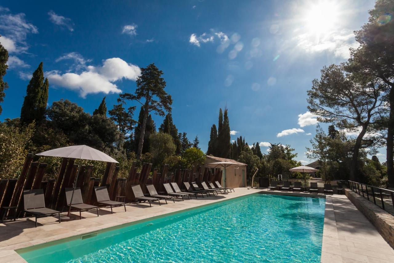 Hotel Les Cabanes Dans Les Bois 14/15
