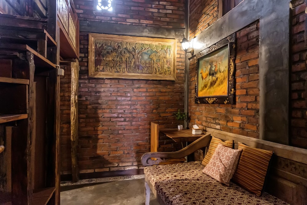 Twospaces Living At Bunga Desa 23/50