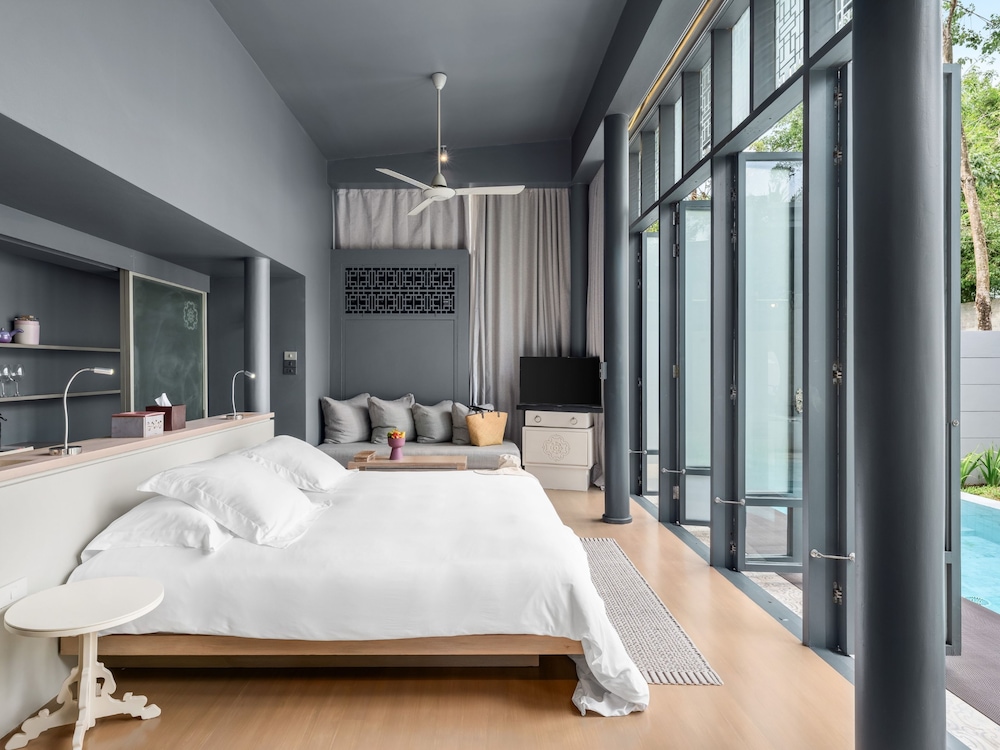 Sala Phuket Mai Khao Beach Resort 13/50