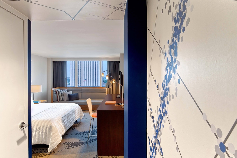 Le Meridien New Orleans 18/40