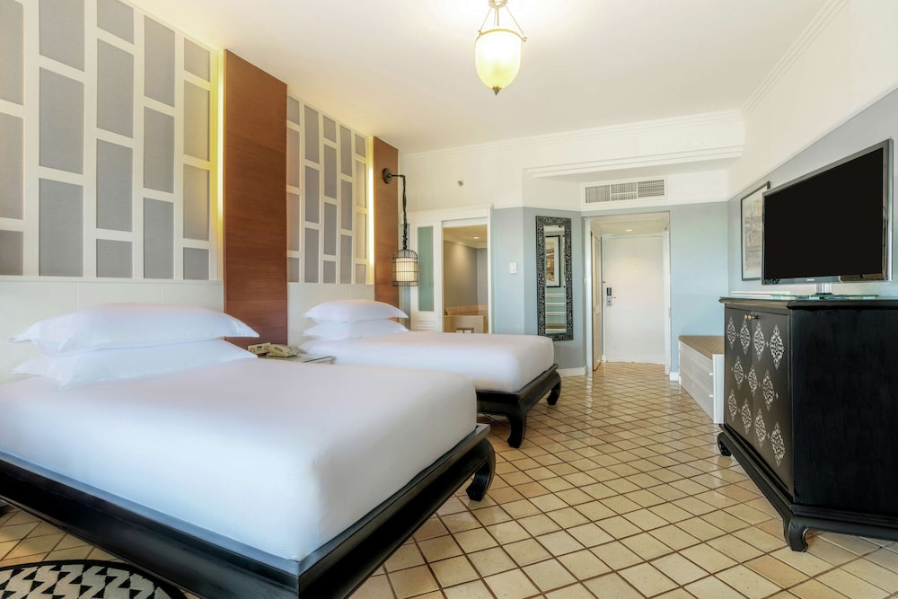 Pullman Phuket Karon Beach Resort 28/80
