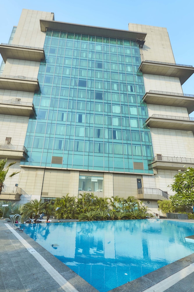 Crowne Plaza Rohini 8/73
