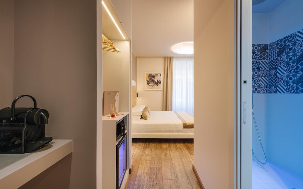 Etruska Luxury Trastevere 48/56