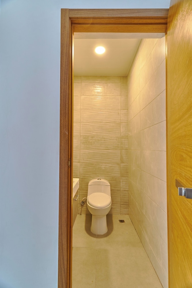 Central Suites Tower 57/62
