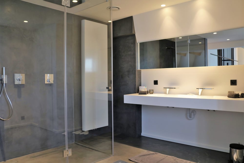 B And B For 2 Wellness For 2 44/48