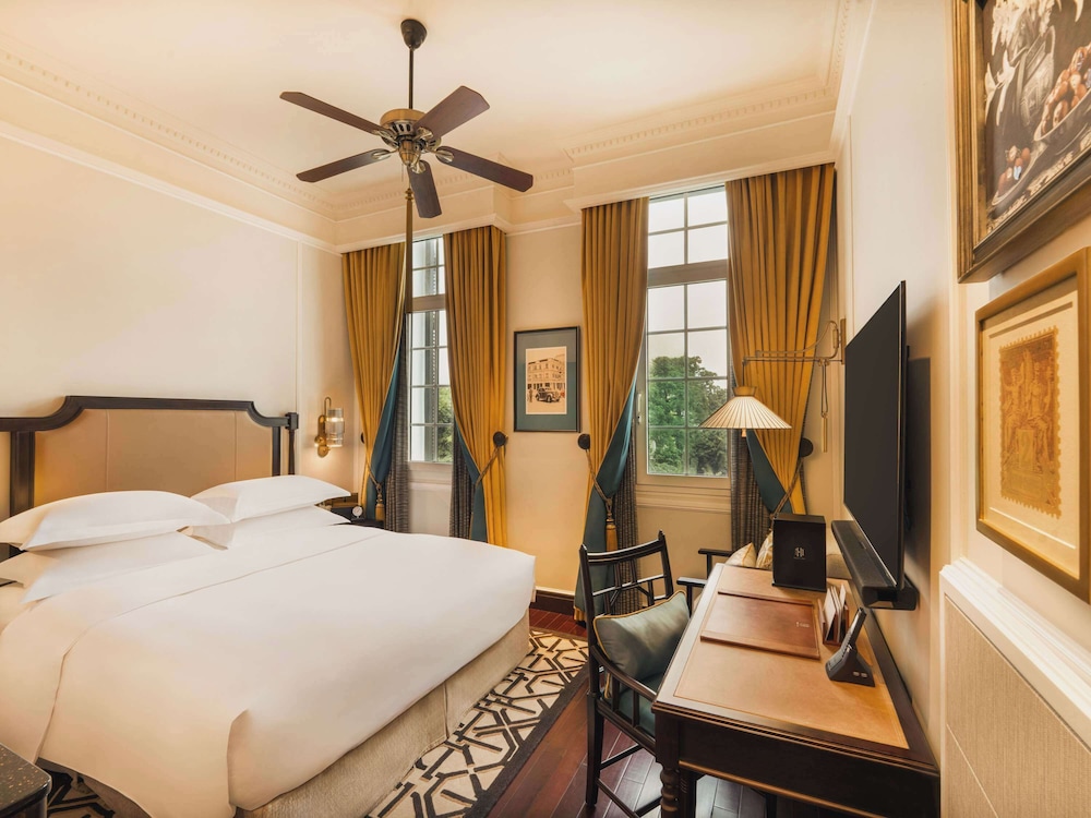 Luxury, Twin Beds, Heritage Wing
