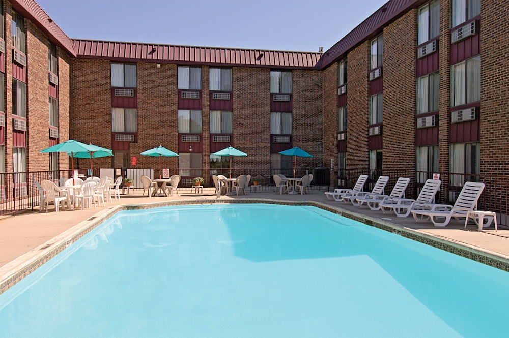 Windsor Hotel 6/28