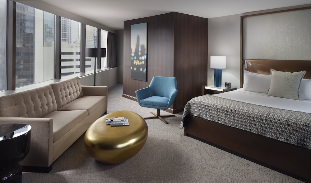 Omni Charlotte Hotel 35/70