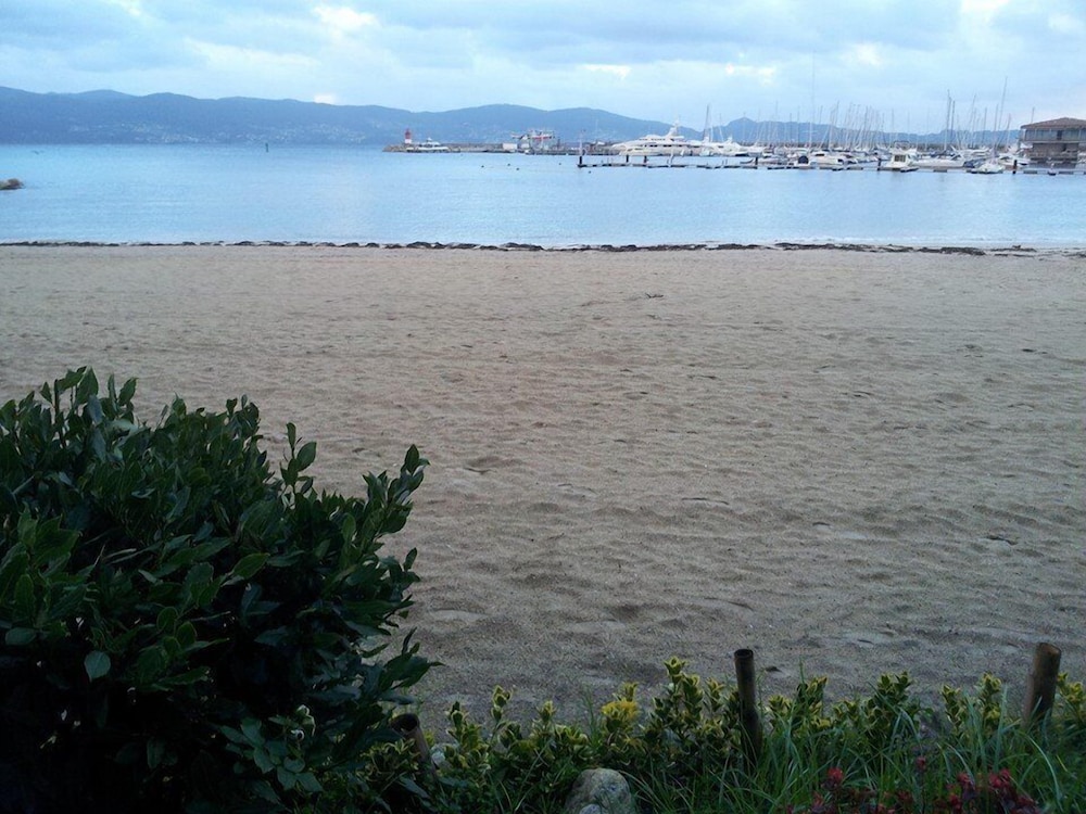 Hotel O Son Do Mar 23/56