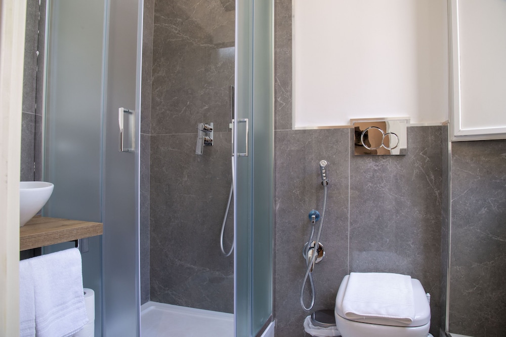 AD Suites Tritone 42/50