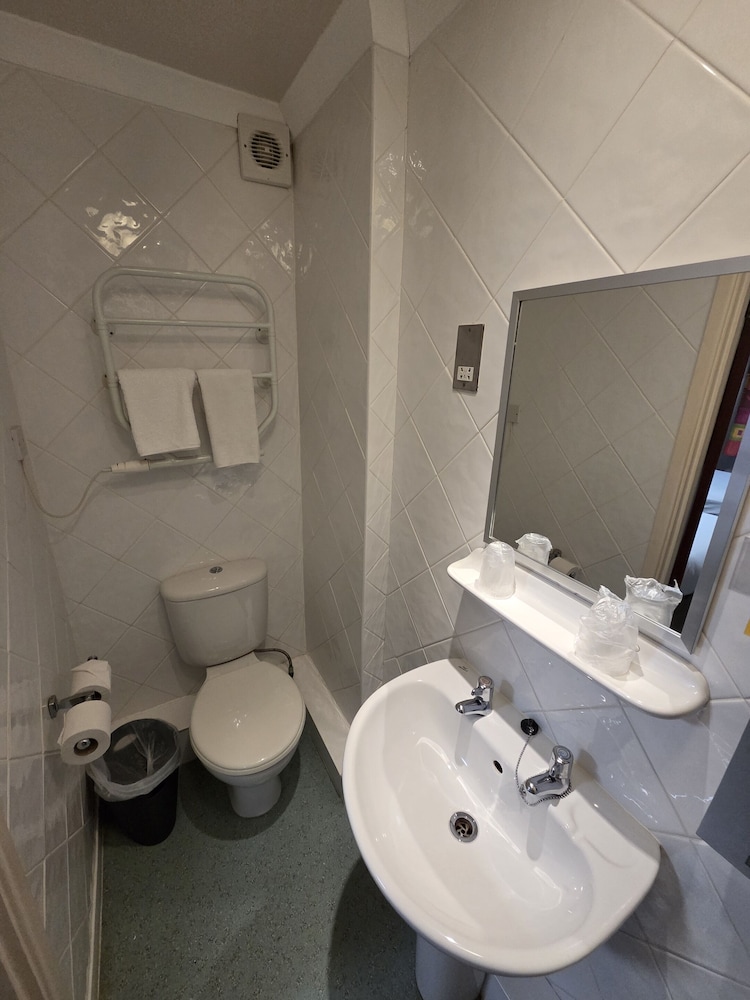 Beresford Hotel 53/57
