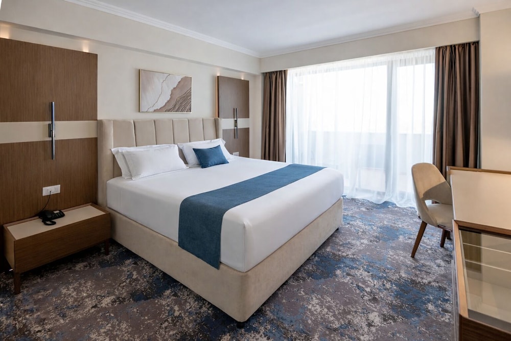 Studio, Suite, Double Bed, Sofa, Hotel Del Mar 2/2