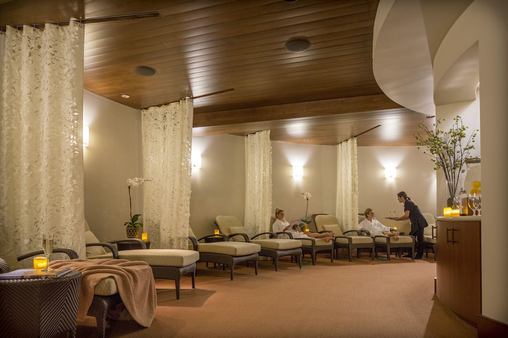 Grand Galvez Resort, Autograph Collection 10/62