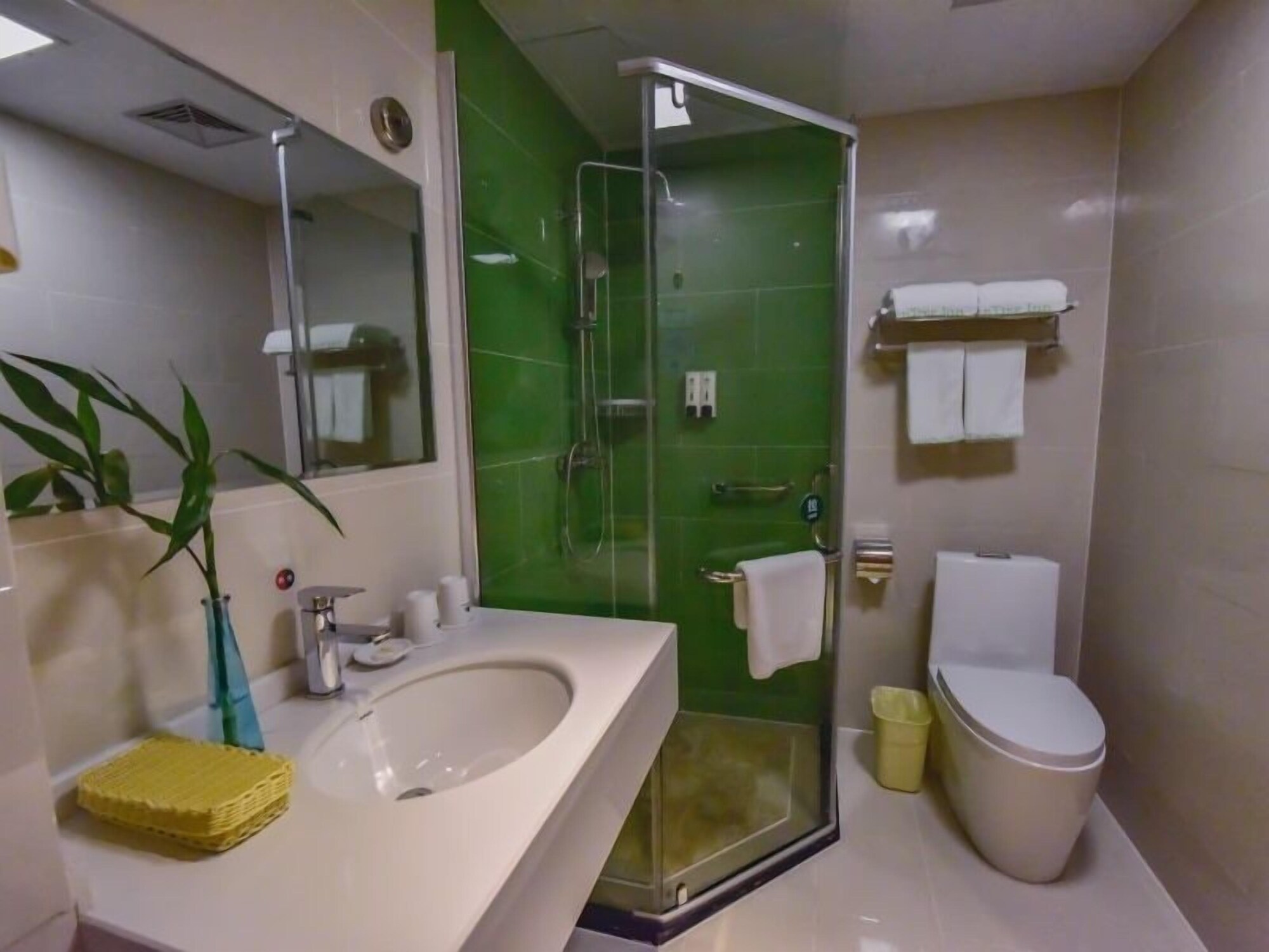 غرفة بسرير كينج، GreenTree Inn (Qichun Ouyada Square) 3/3