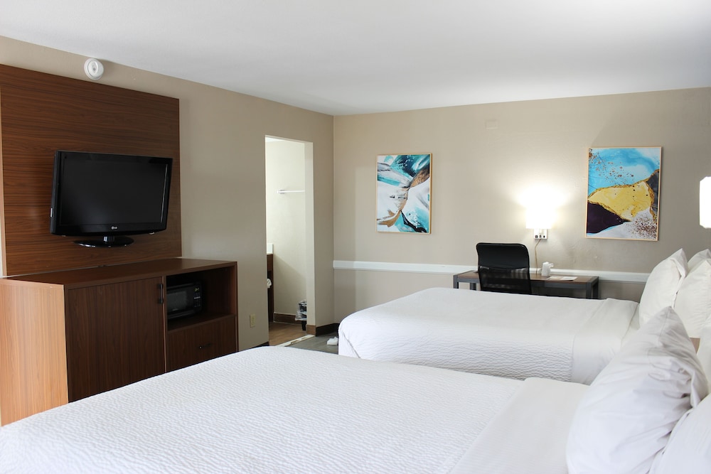 Baymont by Wyndham Abilene 24/48