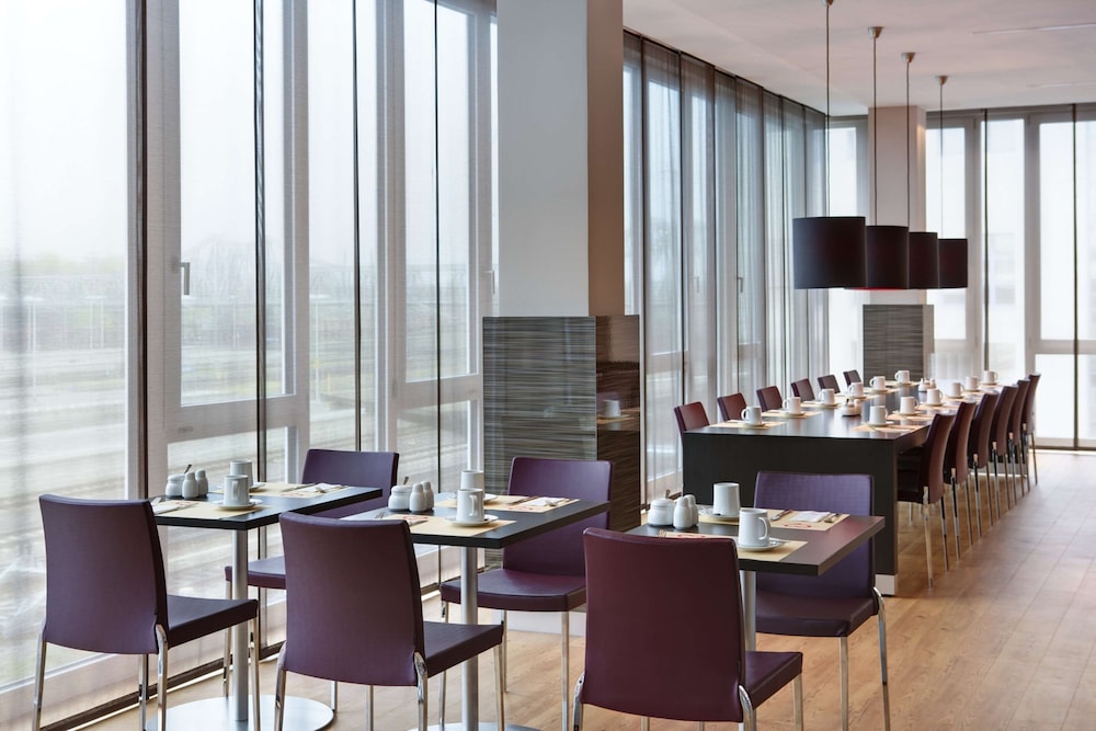 INTERCITYHOTEL DARMSTADT 26/32