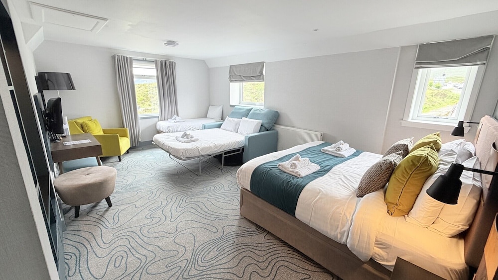 غرفة سوبيريور رباعية بسرير مزدوج مع أريكة، Sligachan Hotel 5/10