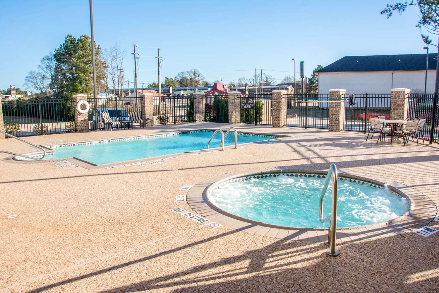 Sleep Inn & Suites Center TX 12/24