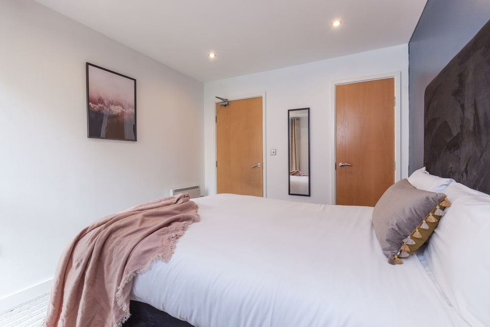 Kspace Serviced Apartments West One 7/23