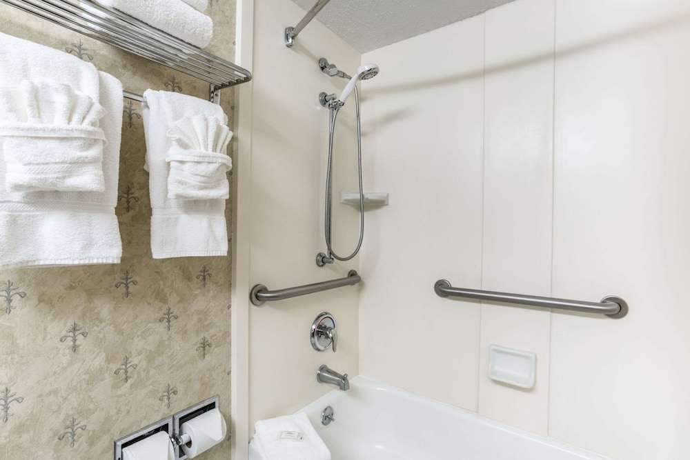 Clarion Hotel BWI Airport Arundel Mills 15/55