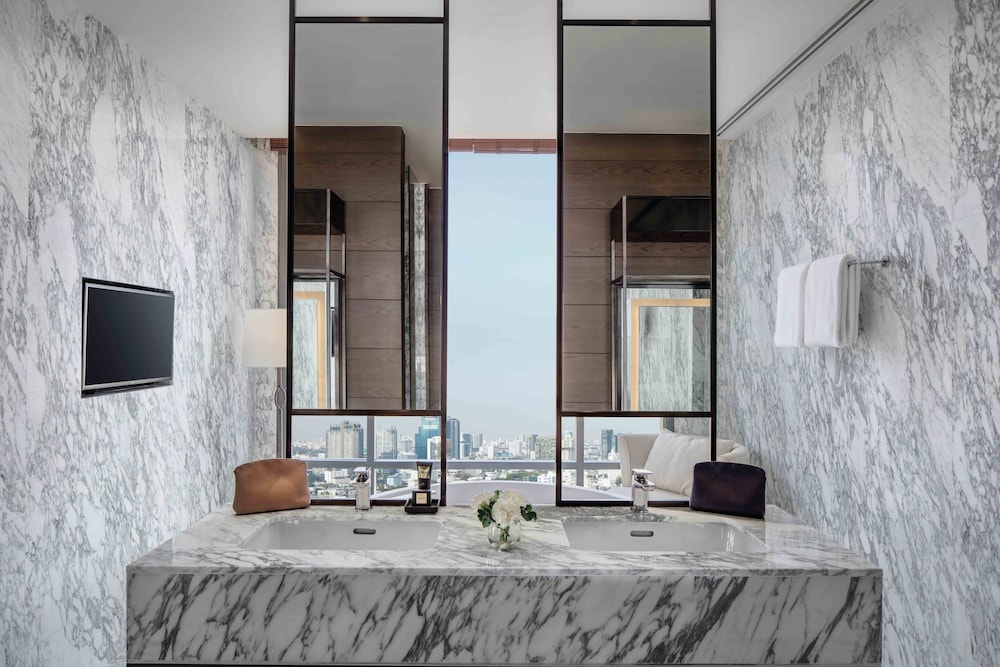 137 Pillars Suites 49/59