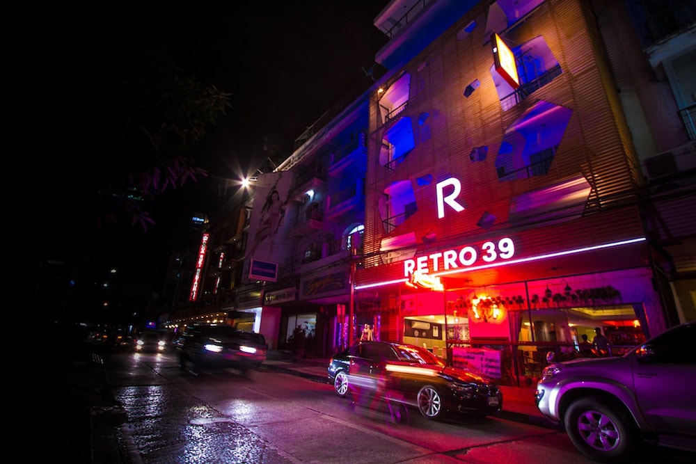 Retro 39 Hotel 4/30