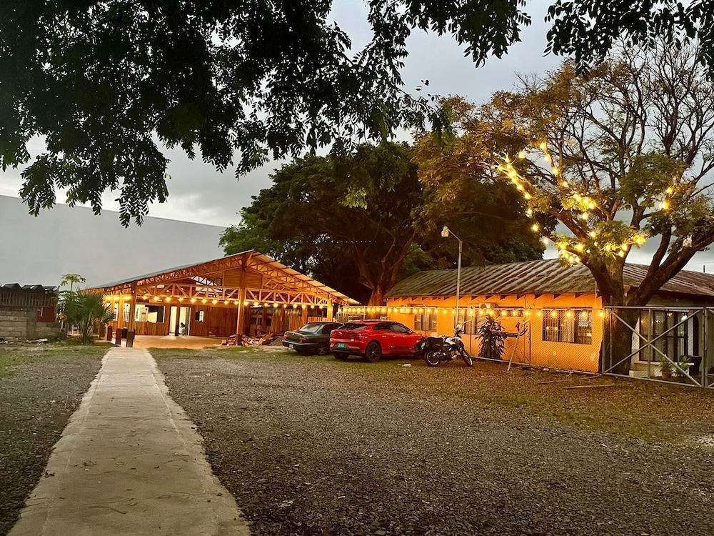 Hotel Guanacaste 20/35