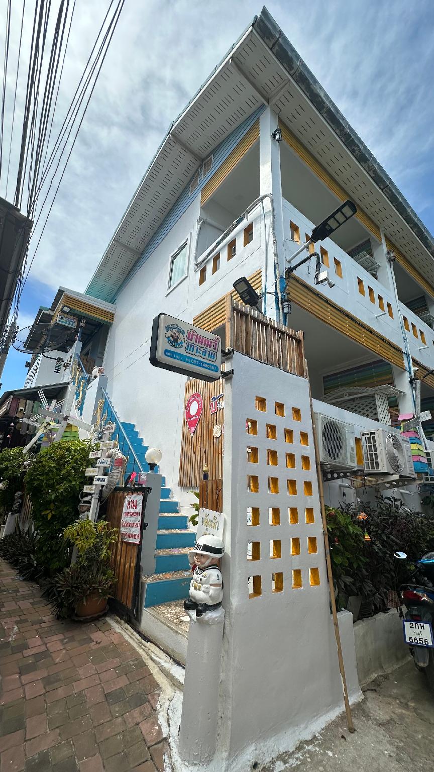 Baan Navy Hotel 6/64