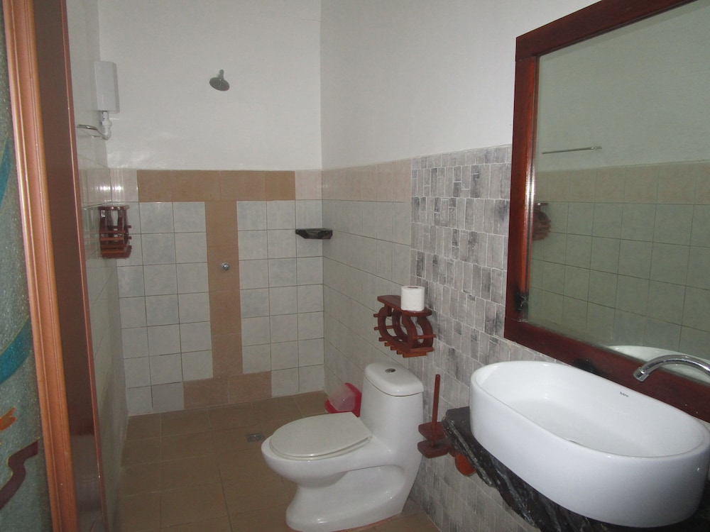 Point 303 Surf Resort 48/50