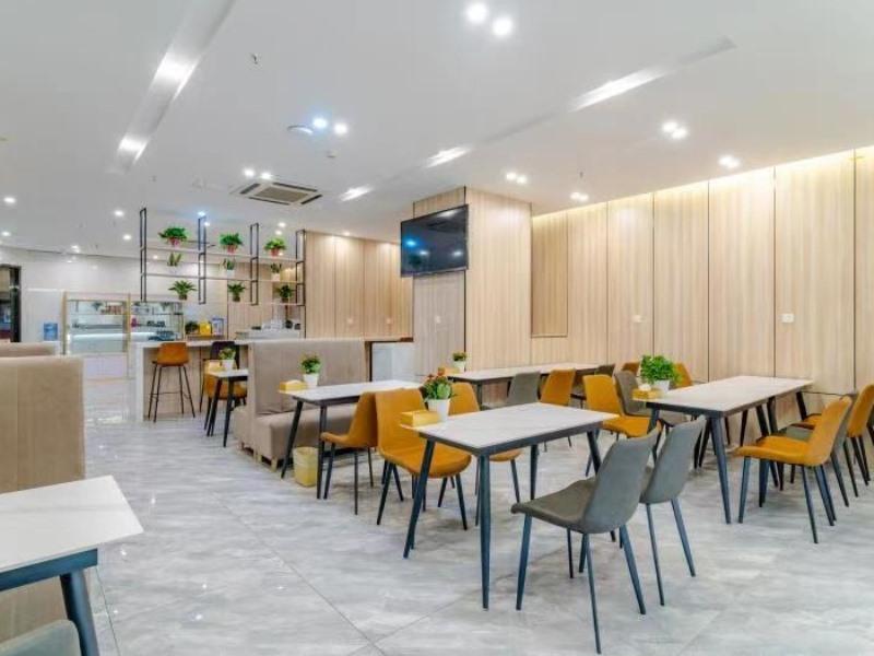 GreenTree Inn HeFei Shushan District West Changjiang Road Fengle Building Express Hotel 12/15