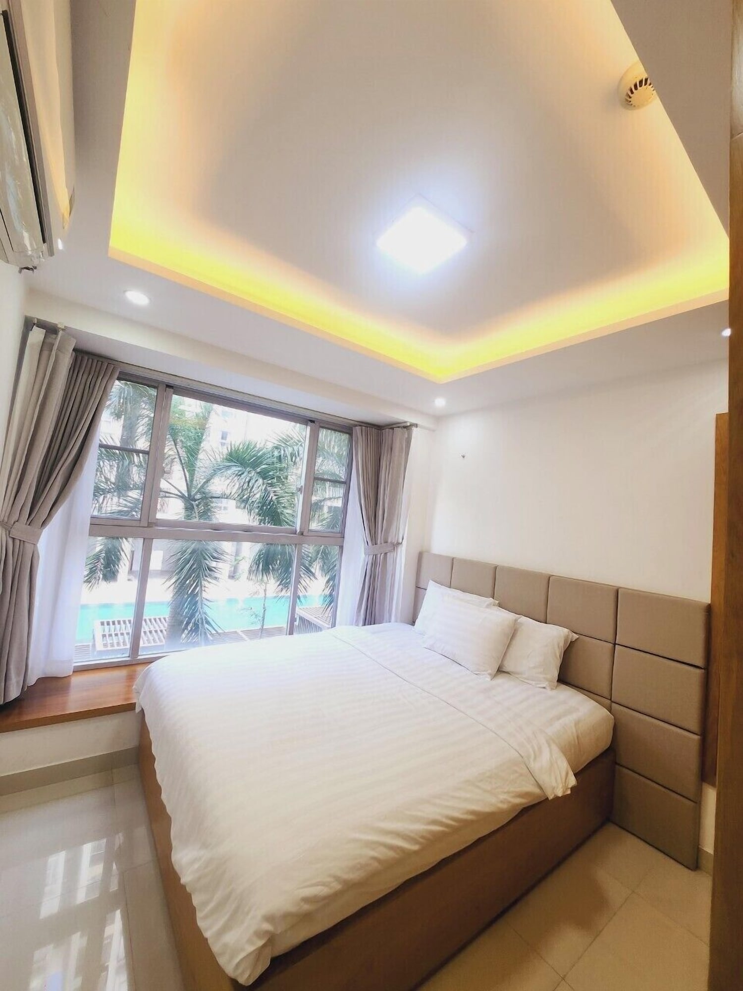 EXECUTIVE, APARTMENT