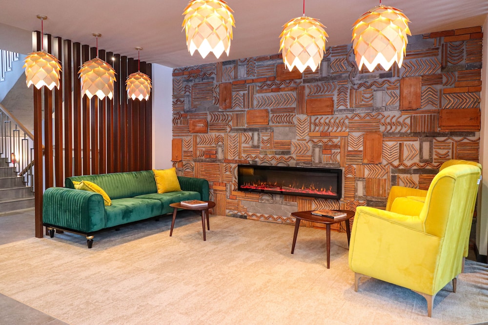 Hotel Paliani 48/62