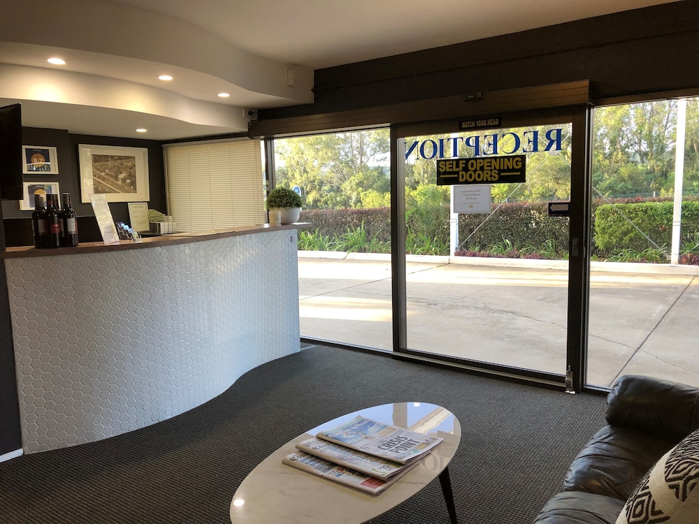 Logan City Motor Inn 4/67
