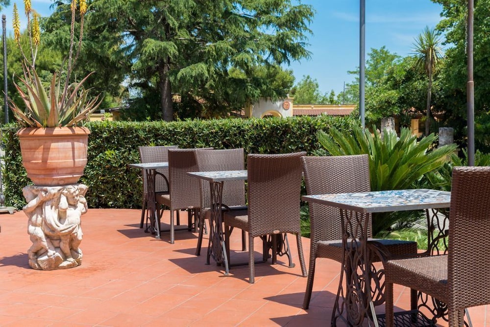 Hotel Villa Rita 48/56