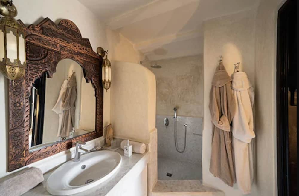 Riad Kheirredine 25/69