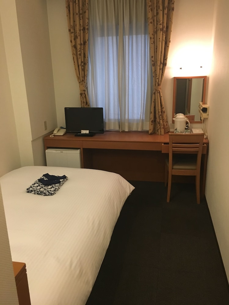 Midosuji Hotel 7/34