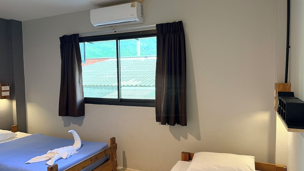 لوفت ثلاثي بثلاثة أسرّة، Dfeel Hostel 7/10