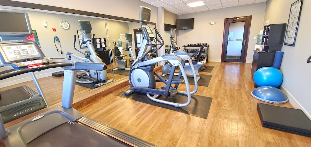 Holiday Inn Express Kearney 40/72