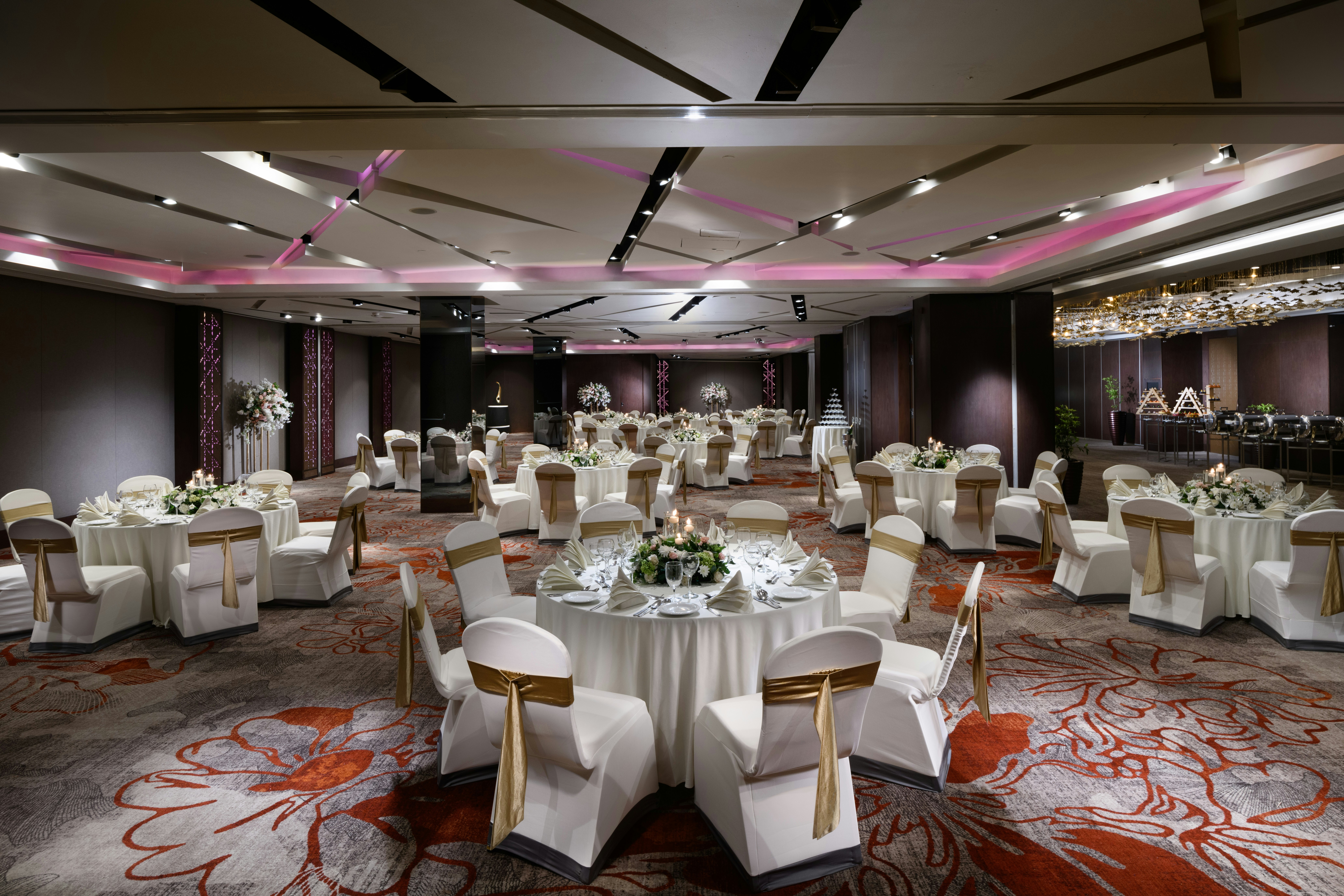Hilton Colombo Residence 75/83